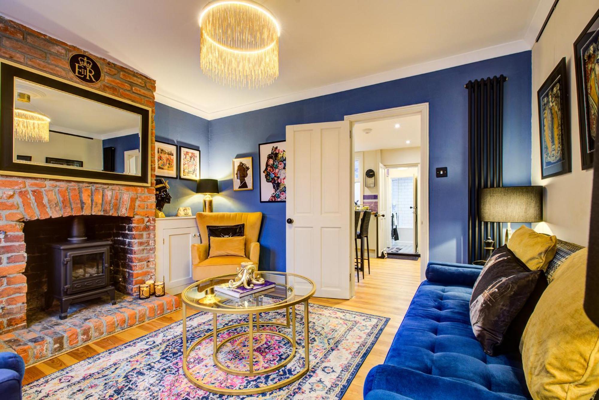 Queens Cottage, Wivenhoe Stylish, Plush, Cosy, Convenient & Quirky, 2X Double Bed Period Cottage Plus Patio - 9 Min Walk Train, 4 Min Walk High Street Pubs, Restaurants, Shops Ngoại thất bức ảnh